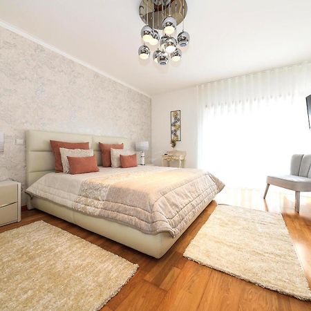 Moradia Chicharro Hotel Nazare Ngoại thất bức ảnh